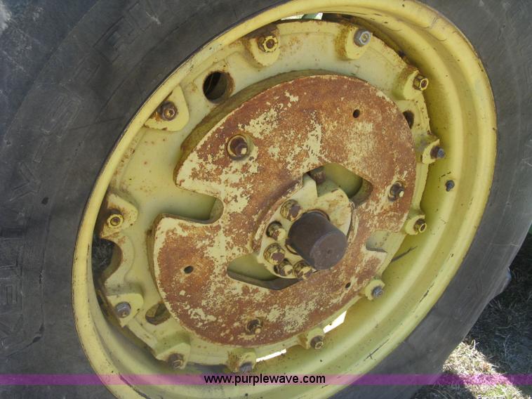 image for item J2867 1965 John Deere 4020 tractor