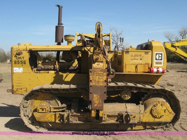 image for item J2868 1973 Caterpillar 561D pipelayer