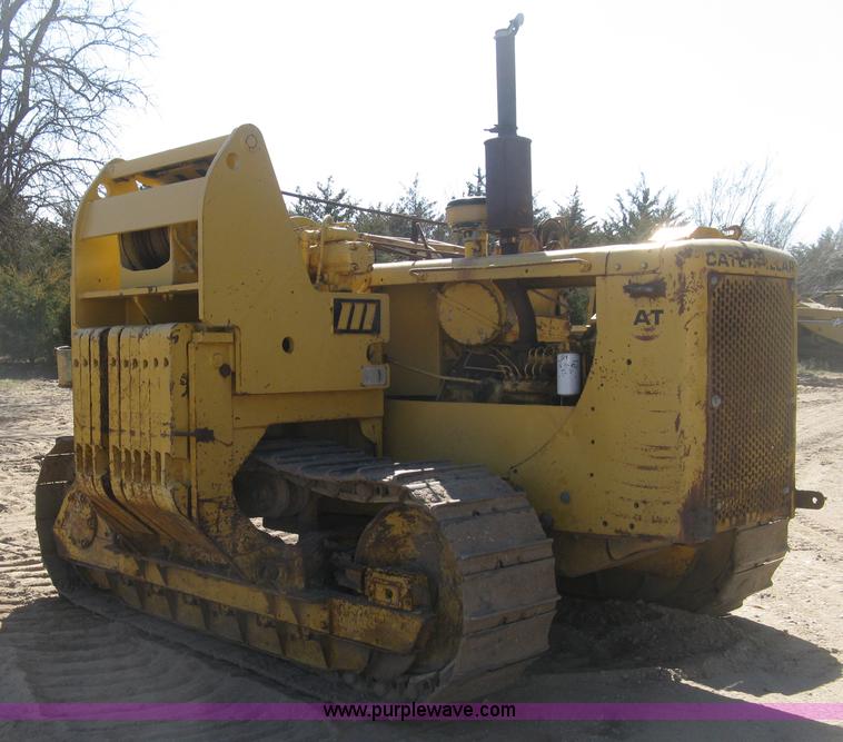 image for item J2868 1973 Caterpillar 561D pipelayer