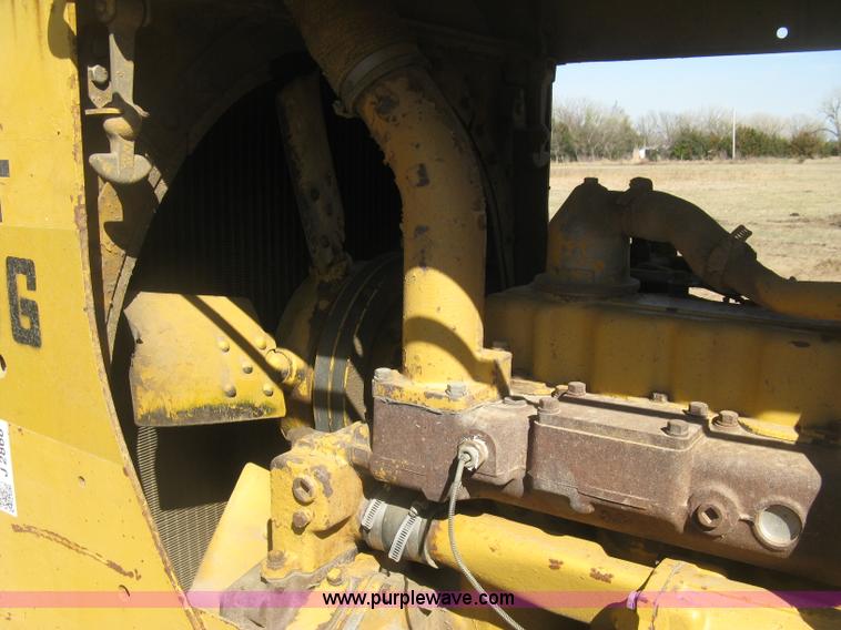 image for item J2868 1973 Caterpillar 561D pipelayer