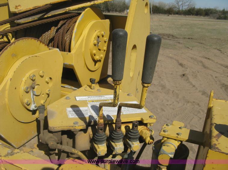 image for item J2868 1973 Caterpillar 561D pipelayer