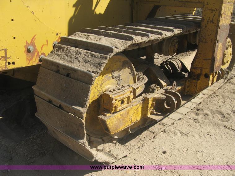 image for item J2868 1973 Caterpillar 561D pipelayer