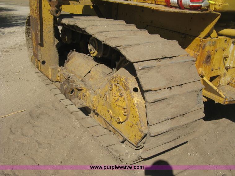 image for item J2868 1973 Caterpillar 561D pipelayer