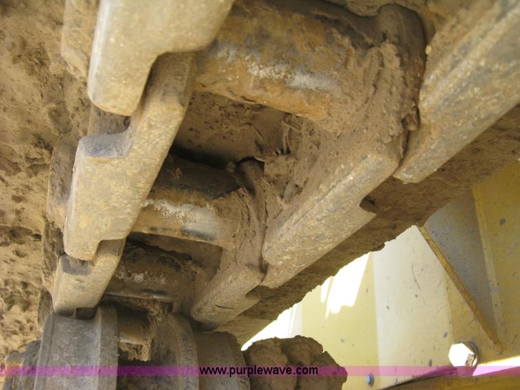 image for item J2868 1973 Caterpillar 561D pipelayer