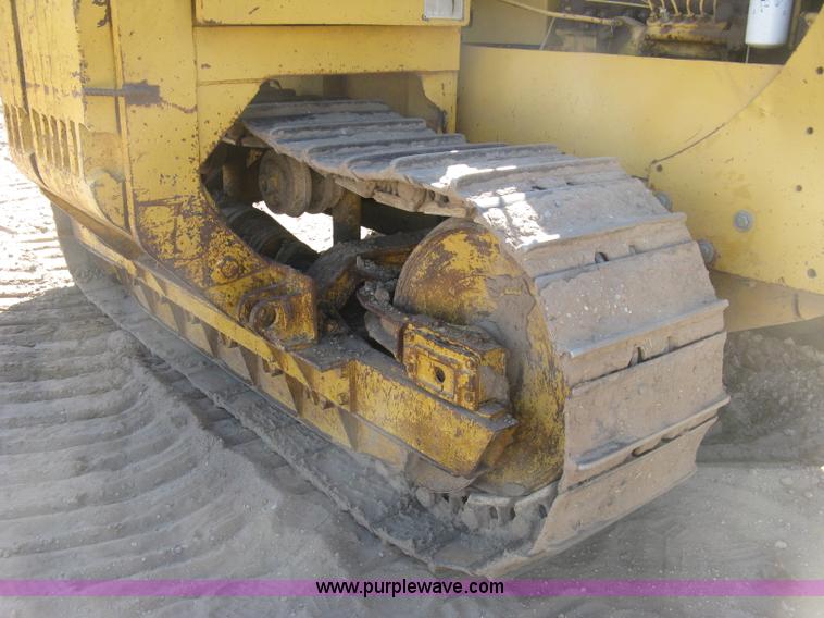 image for item J2868 1973 Caterpillar 561D pipelayer