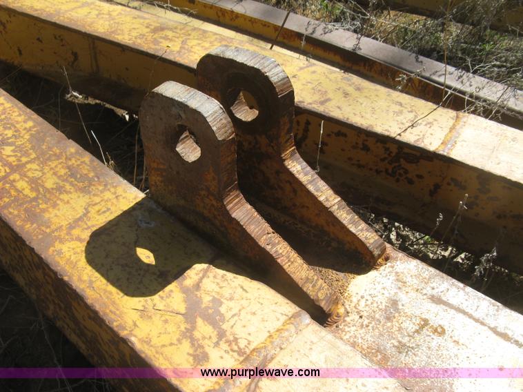 image for item J2868 1973 Caterpillar 561D pipelayer