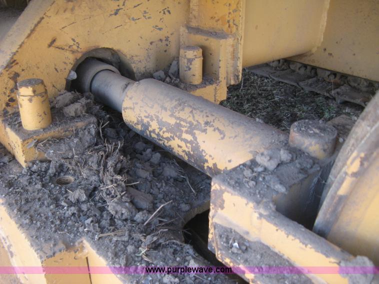 image for item J2869 Case 1450 pipelayer