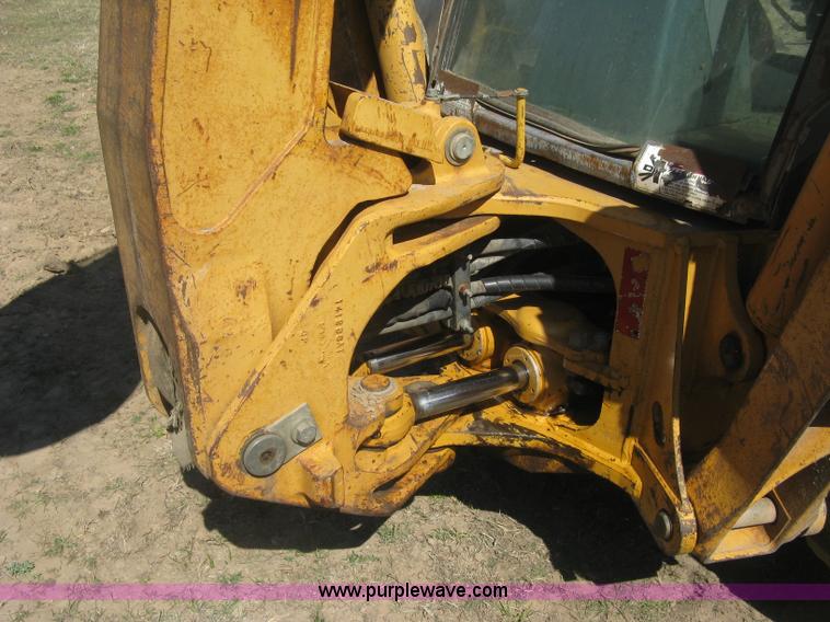 image for item J2870 1999 Case 580L backhoe