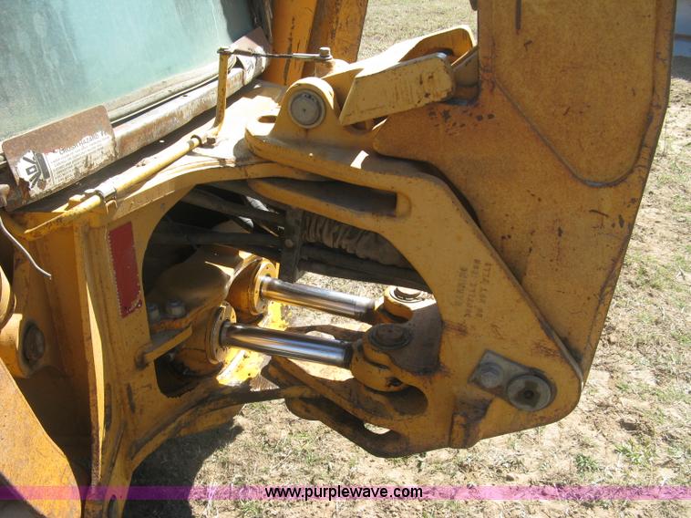image for item J2870 1999 Case 580L backhoe