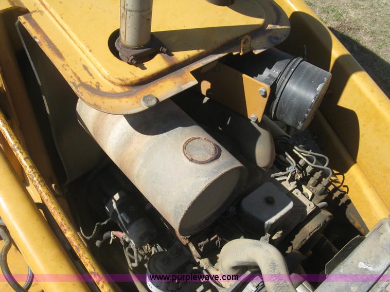 image for item J2870 1999 Case 580L backhoe