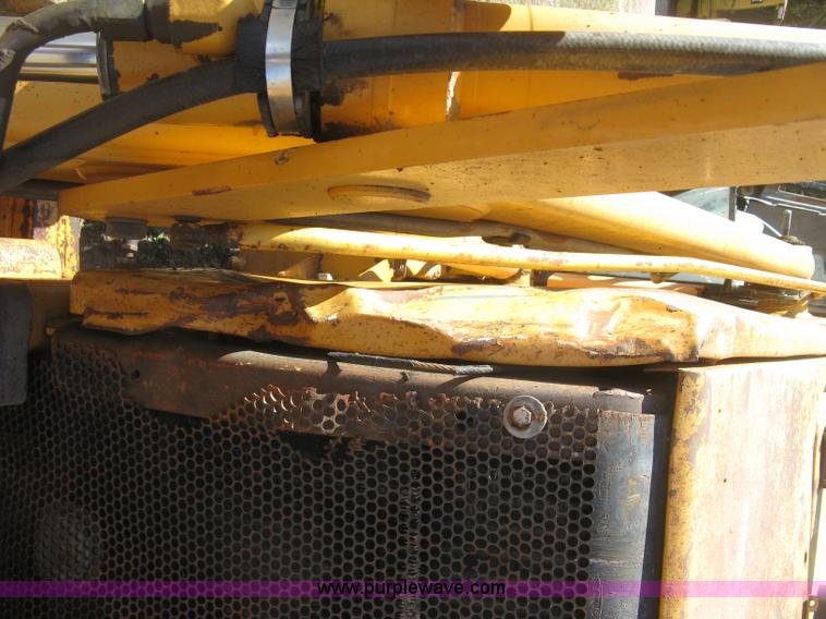 image for item J2870 1999 Case 580L backhoe