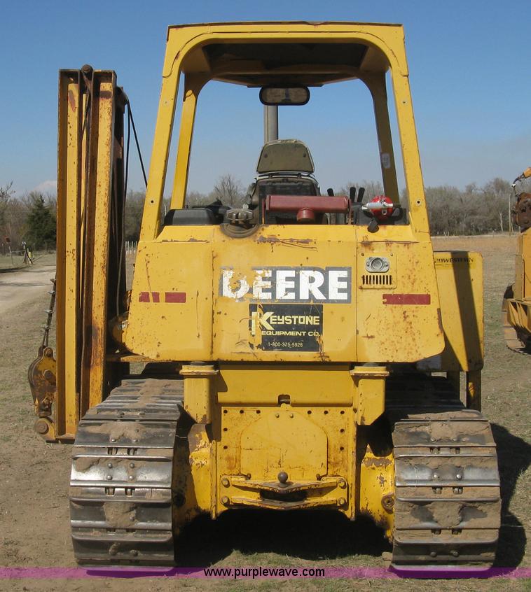image for item J2871 2003 John Deere 650H pipelayer