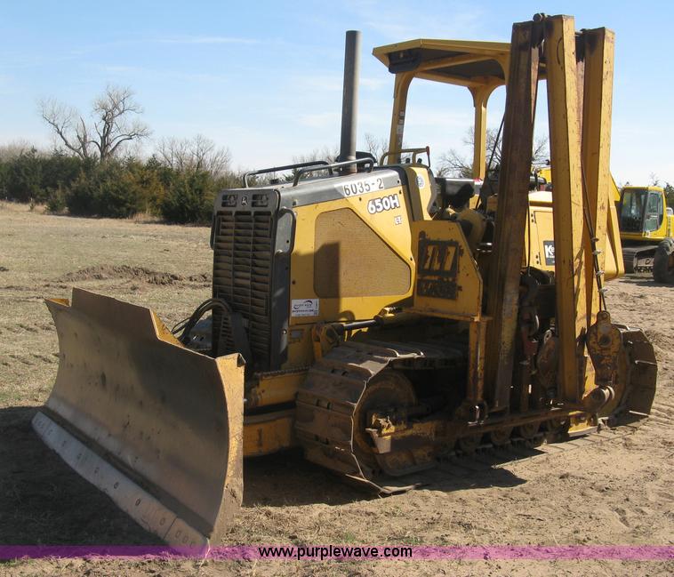 image for item J2871 2003 John Deere 650H pipelayer
