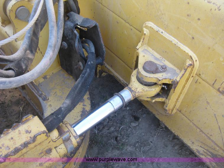 image for item J2871 2003 John Deere 650H pipelayer