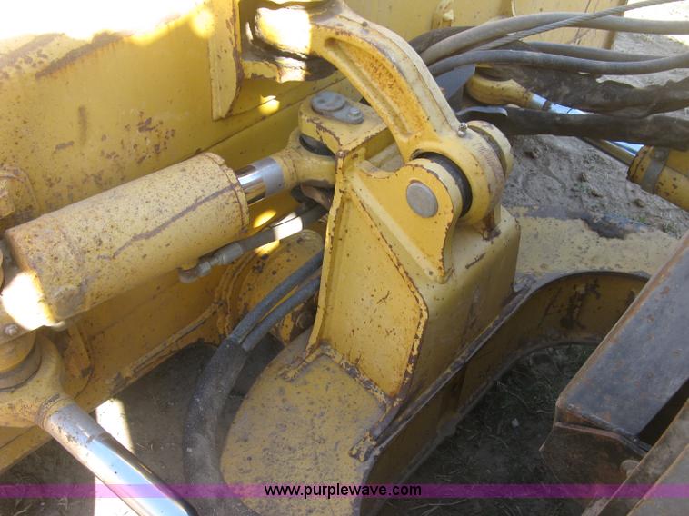 image for item J2871 2003 John Deere 650H pipelayer