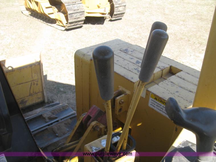 image for item J2871 2003 John Deere 650H pipelayer