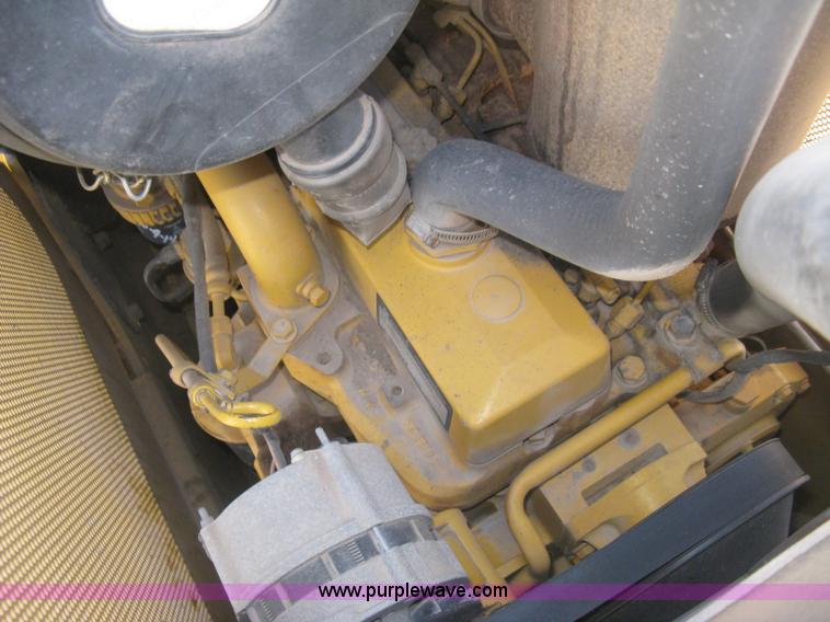 image for item J2871 2003 John Deere 650H pipelayer