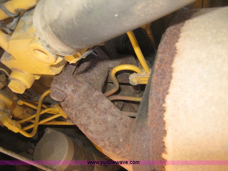 image for item J2871 2003 John Deere 650H pipelayer