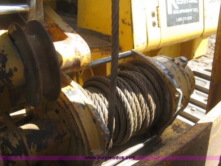 image for item J2871 2003 John Deere 650H pipelayer