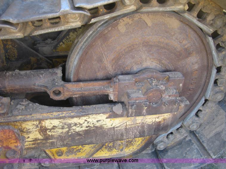 image for item J2871 2003 John Deere 650H pipelayer