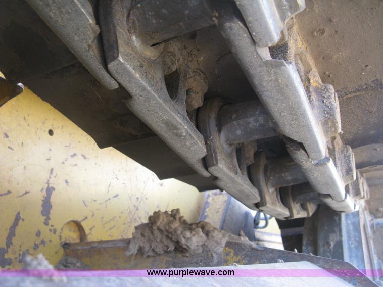 image for item J2871 2003 John Deere 650H pipelayer