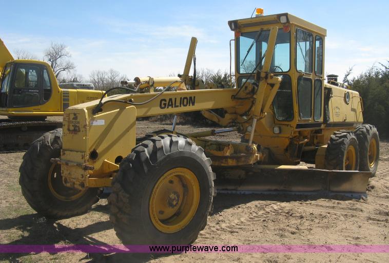 image for item J2872 Galion 850B motor grader