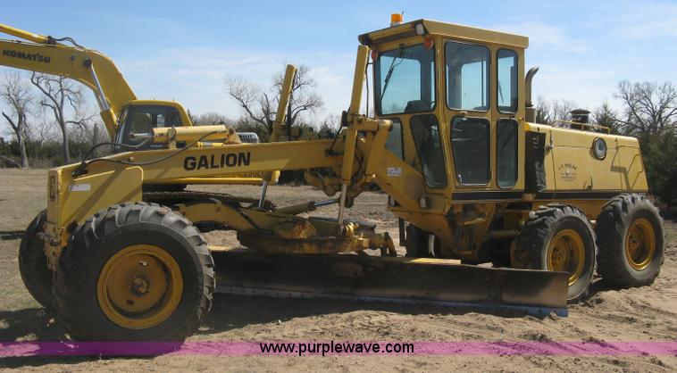 image for item J2872 Galion 850B motor grader