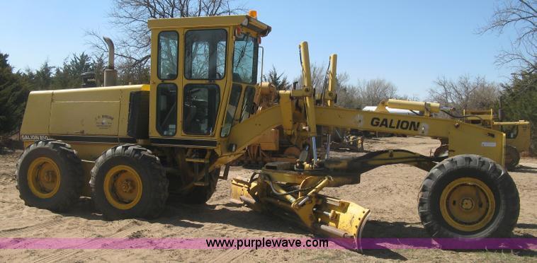 image for item J2872 Galion 850B motor grader