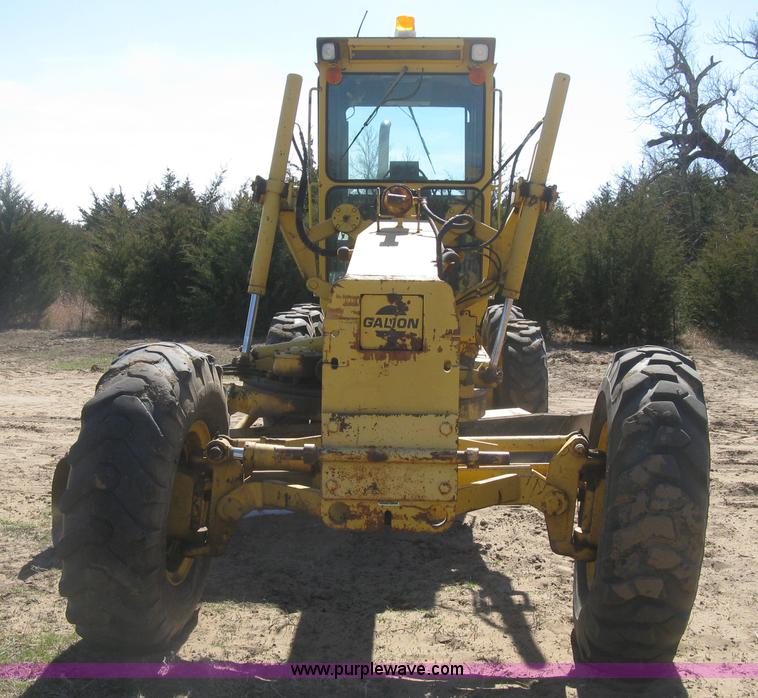 image for item J2872 Galion 850B motor grader