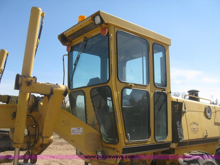 image for item J2872 Galion 850B motor grader
