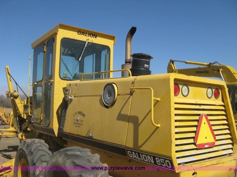 image for item J2872 Galion 850B motor grader