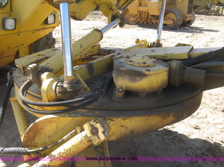 image for item J2872 Galion 850B motor grader