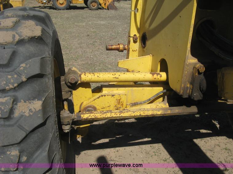 image for item J2872 Galion 850B motor grader