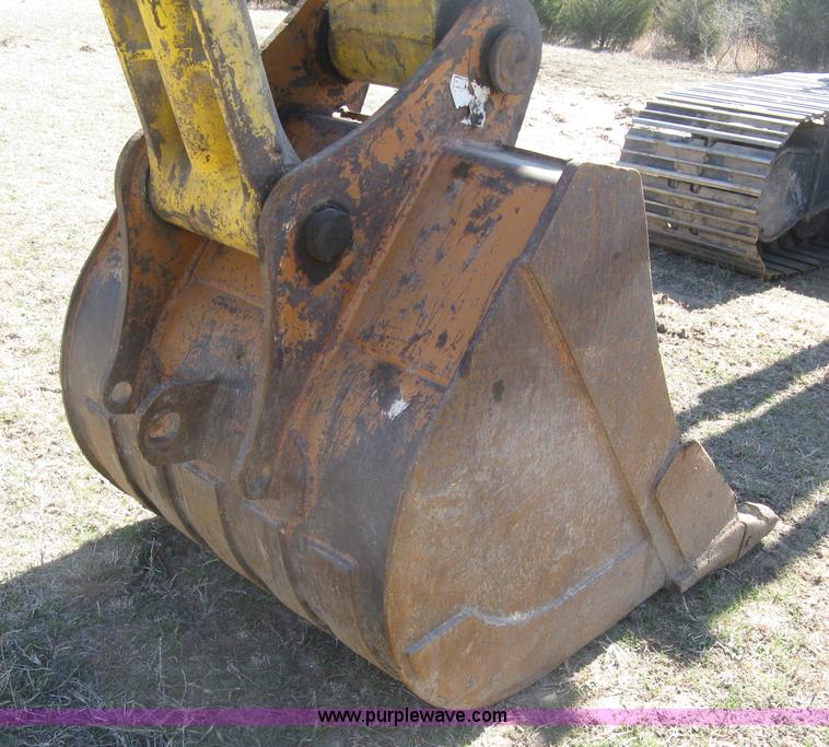 image for item J2873 2000 Komatsu PC220LC-6LE excavator