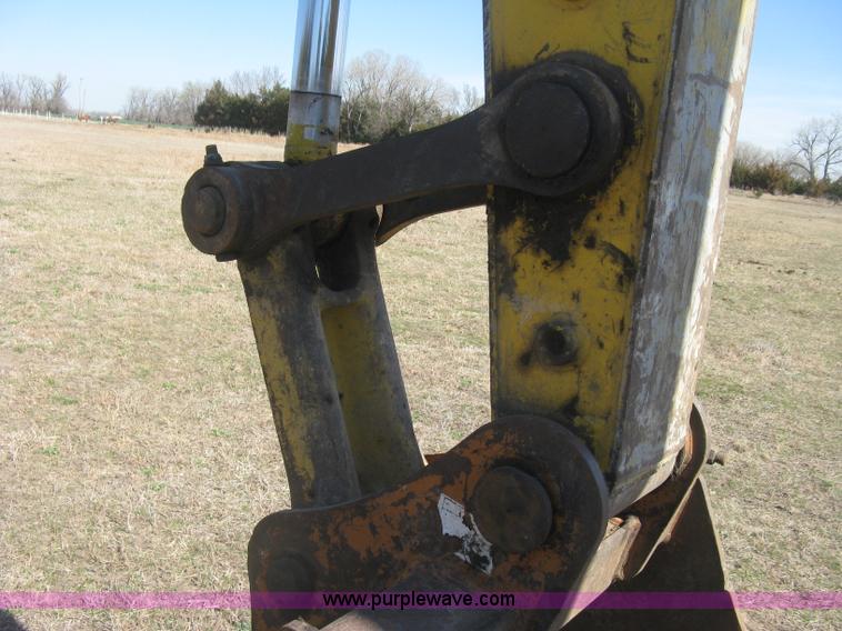 image for item J2873 2000 Komatsu PC220LC-6LE excavator