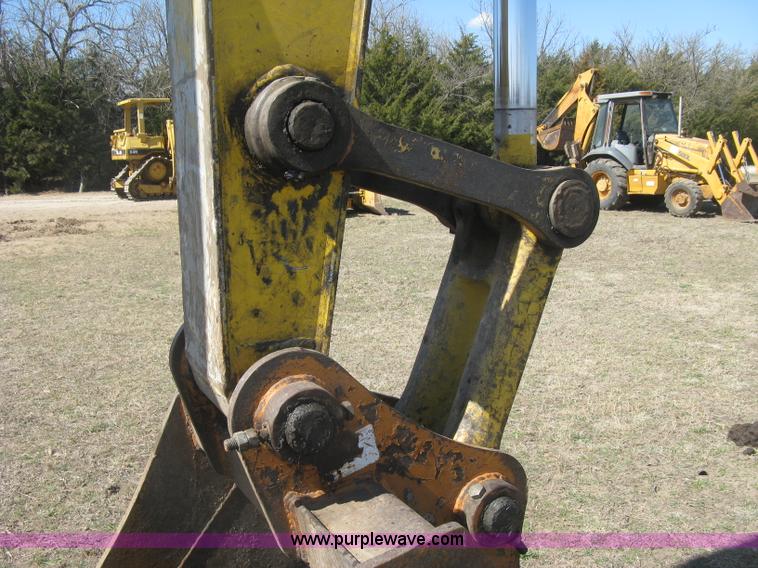 image for item J2873 2000 Komatsu PC220LC-6LE excavator