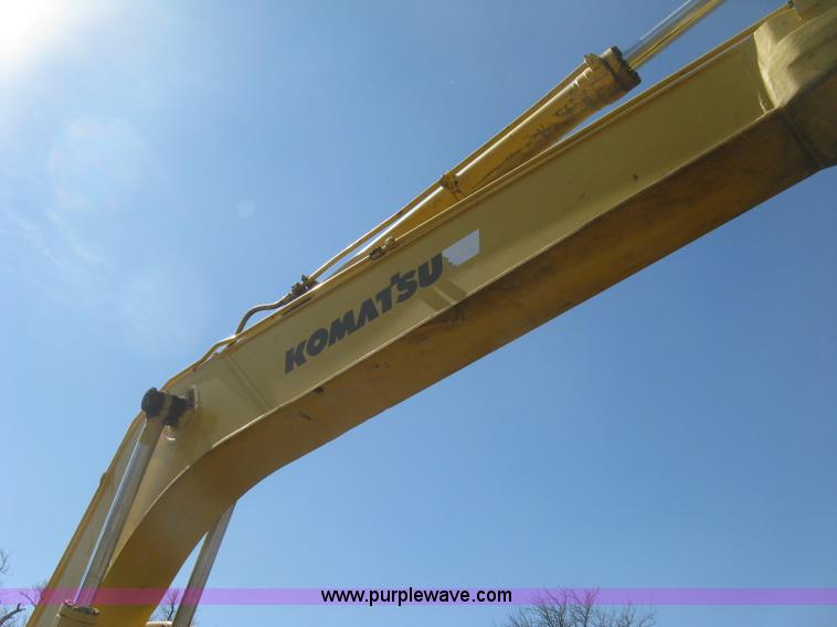 image for item J2873 2000 Komatsu PC220LC-6LE excavator