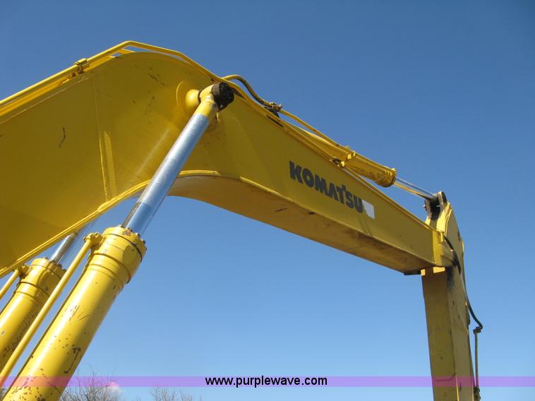 image for item J2873 2000 Komatsu PC220LC-6LE excavator