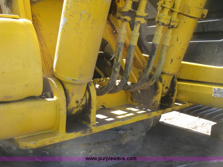 image for item J2873 2000 Komatsu PC220LC-6LE excavator