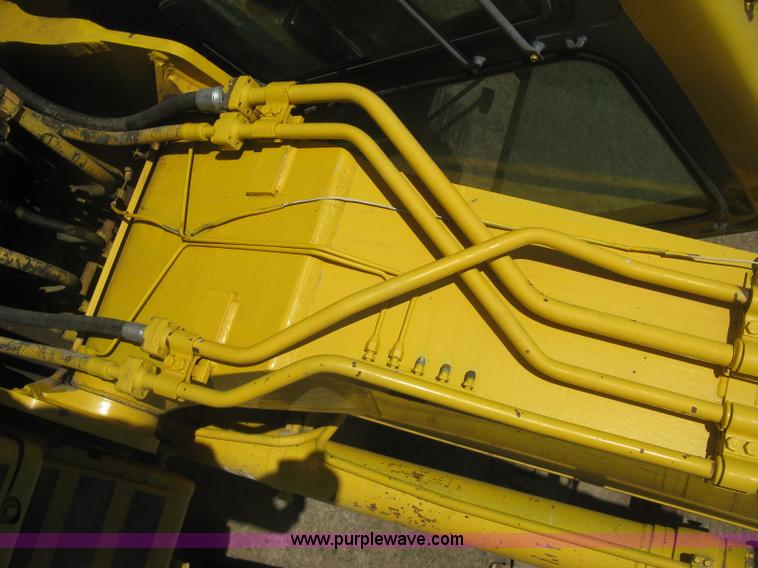 image for item J2873 2000 Komatsu PC220LC-6LE excavator