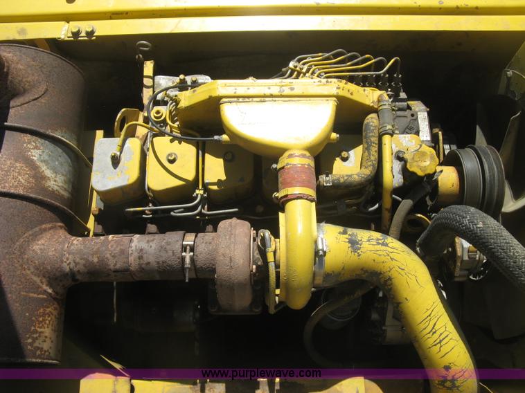 image for item J2873 2000 Komatsu PC220LC-6LE excavator