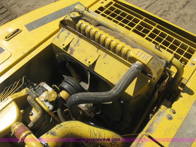 image for item J2873 2000 Komatsu PC220LC-6LE excavator