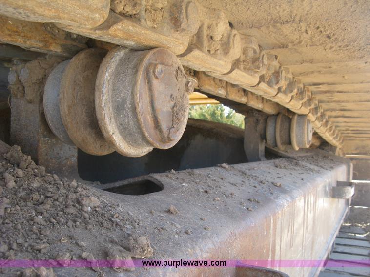 image for item J2873 2000 Komatsu PC220LC-6LE excavator