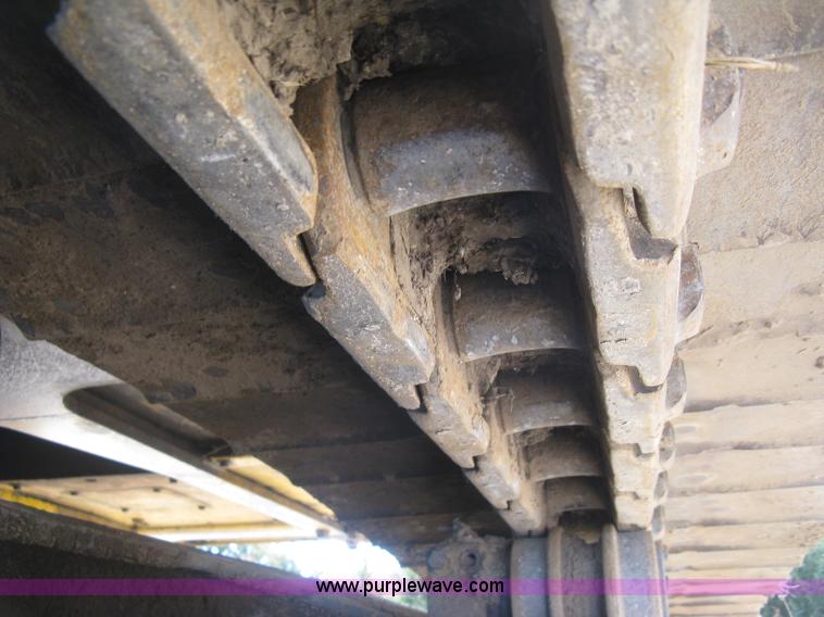 image for item J2873 2000 Komatsu PC220LC-6LE excavator