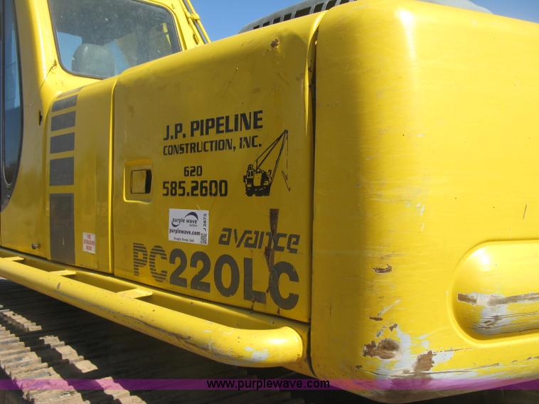 image for item J2873 2000 Komatsu PC220LC-6LE excavator