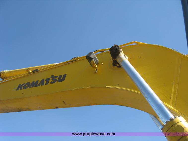 image for item J2873 2000 Komatsu PC220LC-6LE excavator