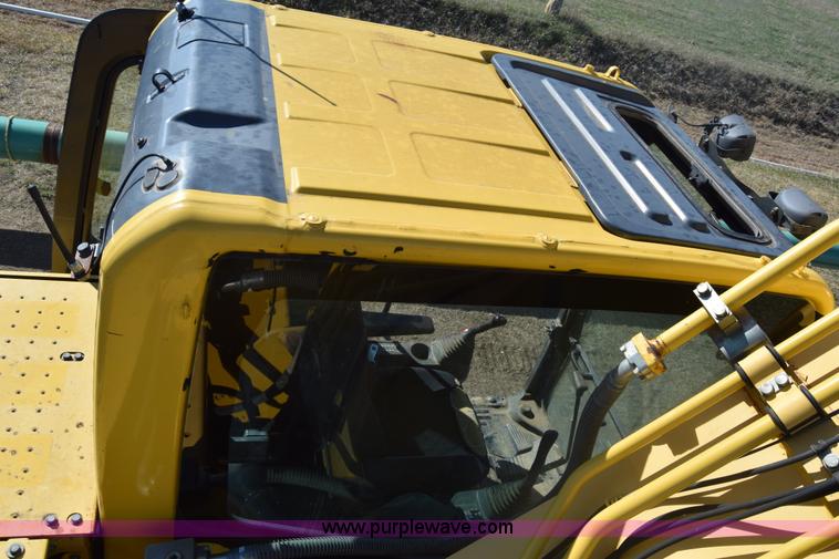 image for item K4302 2007 Komatsu PC200LC-8 excavator