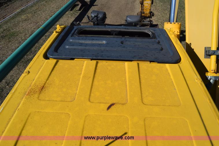 image for item K4302 2007 Komatsu PC200LC-8 excavator