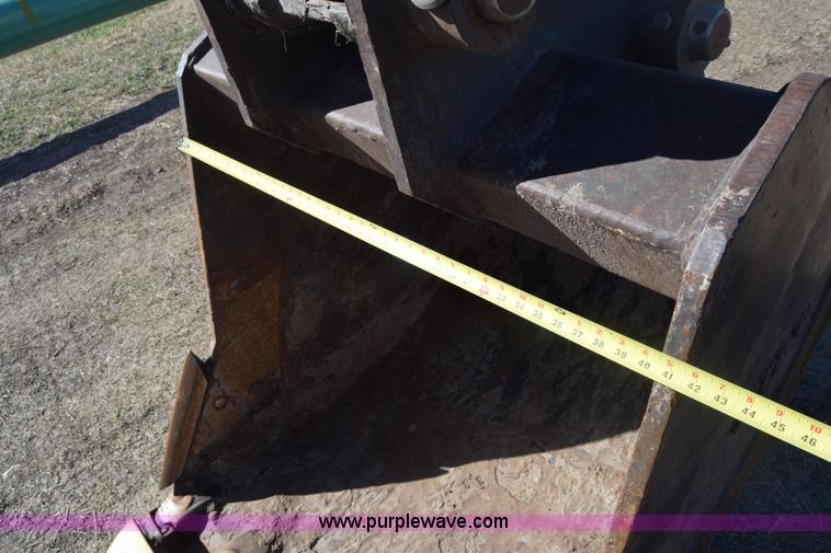 image for item K4302 2007 Komatsu PC200LC-8 excavator