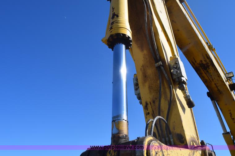 image for item K4302 2007 Komatsu PC200LC-8 excavator